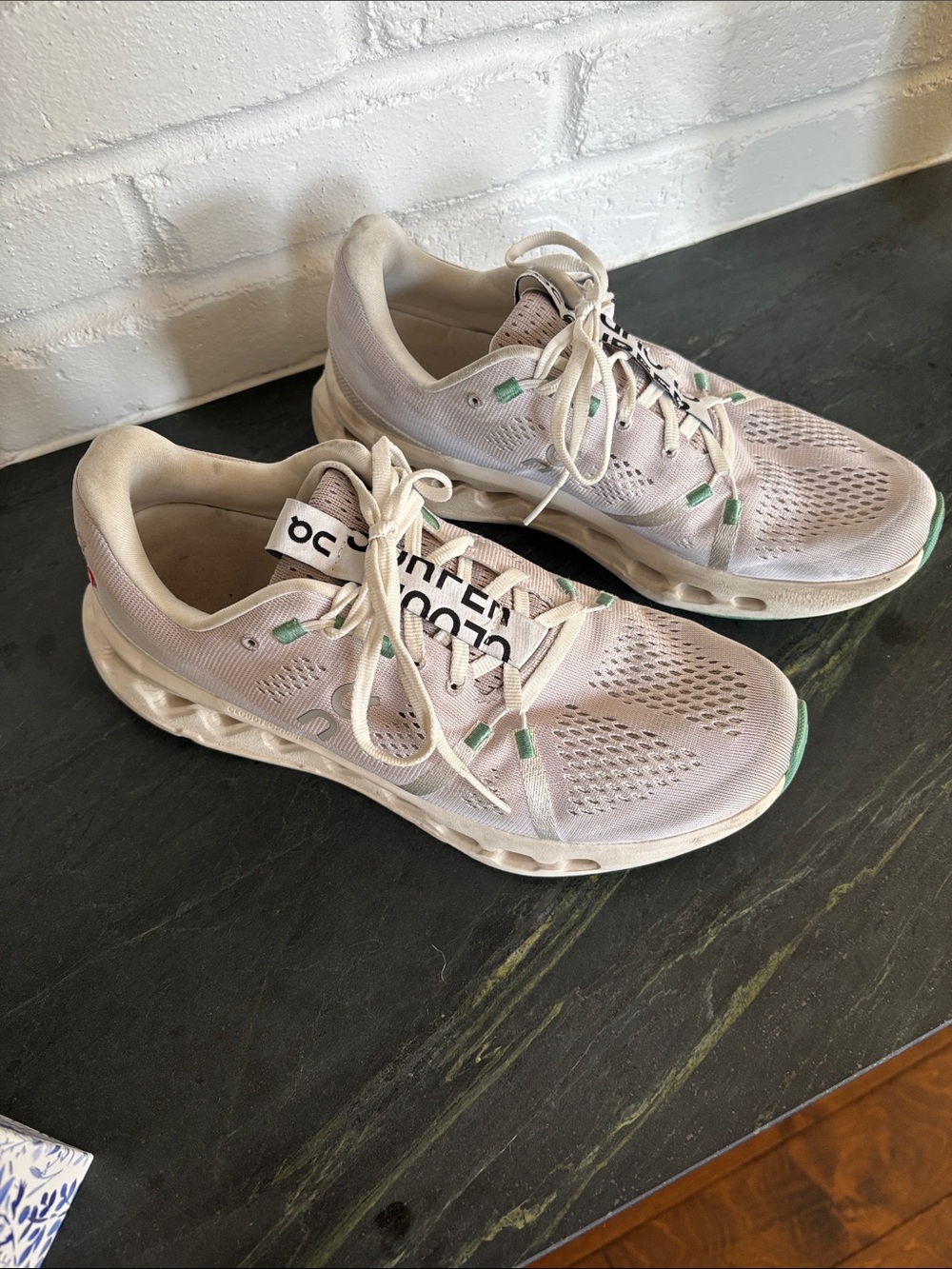 On Running Women’s On Cloud Surfer Grey with Mint Accents